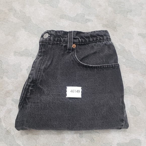 Vintage Levis Shorts Womens 10 Black Pockets Denim Jorts - Picture 11 of 11